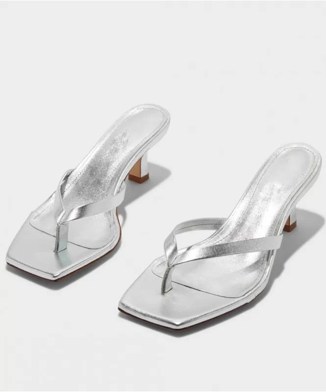 V-Strap Silver Heels